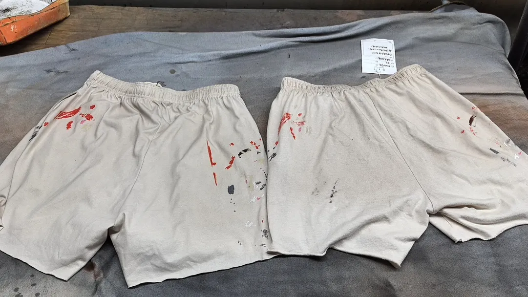 Heavy craftsmanship, the first choice for American boys in summer GALLERY DEPT. INSOMNIA SHORTS/WHITE English mud-dyed and ink-splashed shorts, off-white S-XL, super comfortable and breathable fabric, frees the lower body, heavy wash, mud-dyed and distressed, super complex ink-splashed graffiti